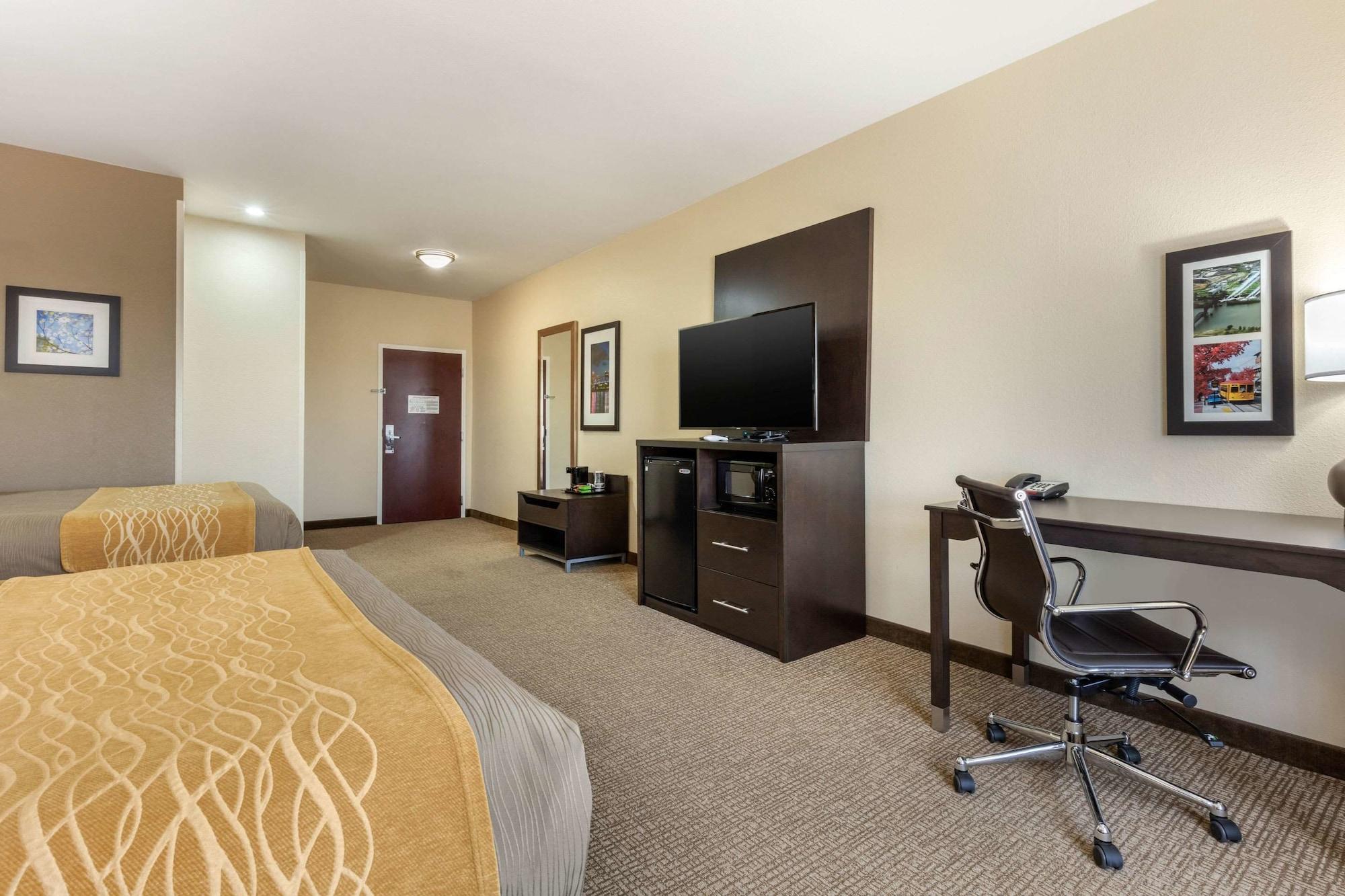 Comfort Inn & Suites North Little Rock Mccain Mall Esterno foto