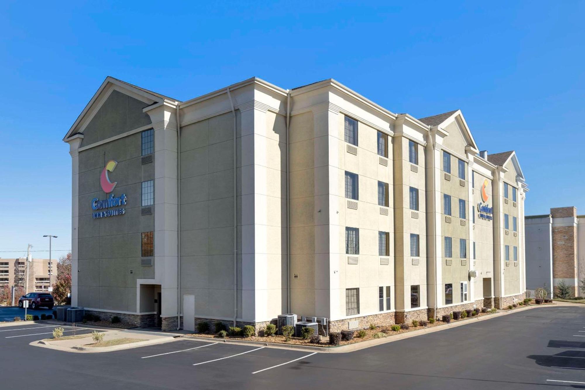 Comfort Inn & Suites North Little Rock Mccain Mall Esterno foto