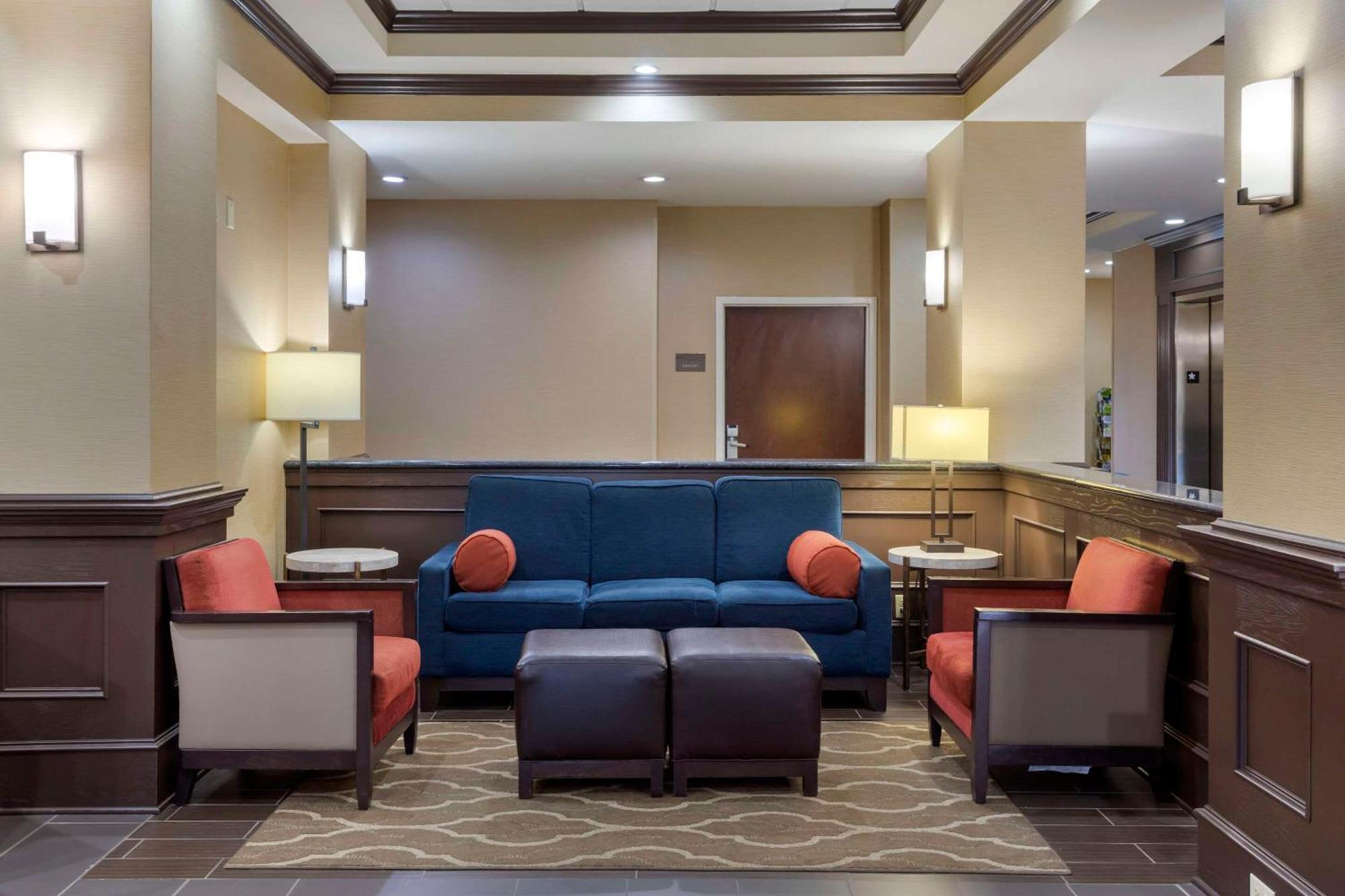Comfort Inn & Suites North Little Rock Mccain Mall Esterno foto