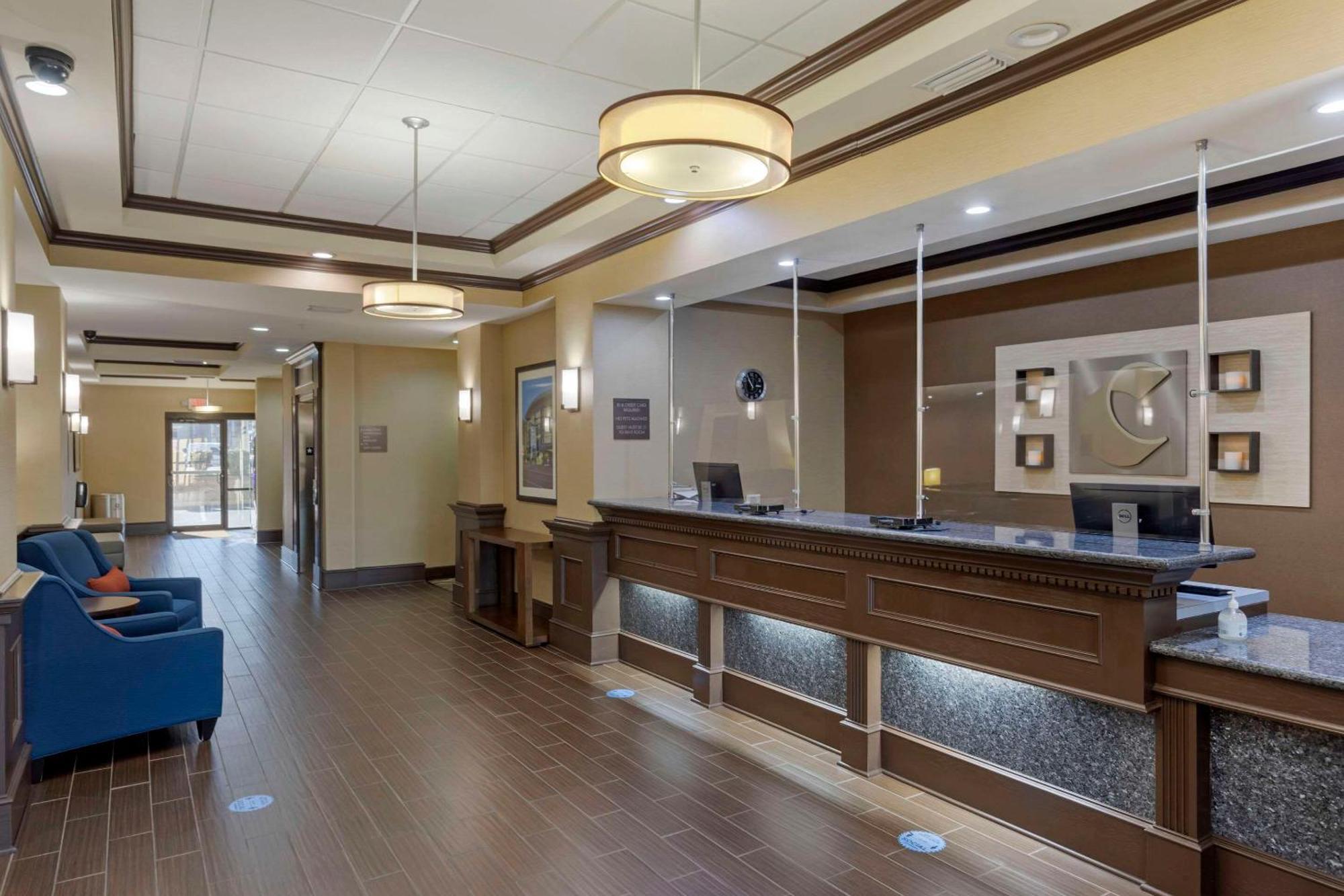 Comfort Inn & Suites North Little Rock Mccain Mall Esterno foto