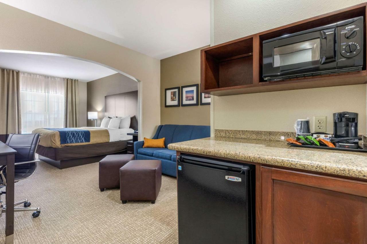 Comfort Inn & Suites North Little Rock Mccain Mall Esterno foto